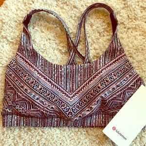 NWT Lululemon Energy Bra - Size 6
